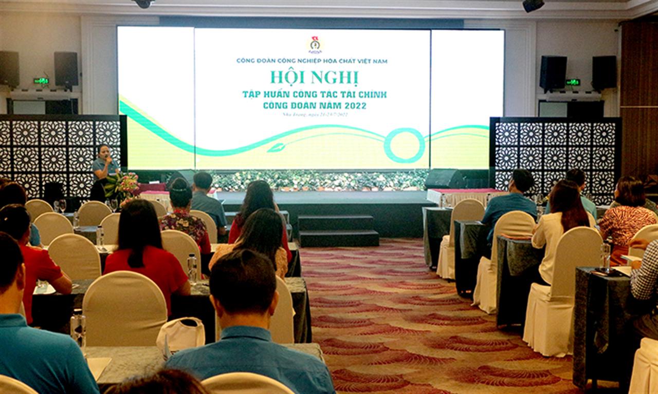 Công đoàn Công nghiệp Hóa chất Việt Nam: Tập huấn công tác tài chính công đoàn
