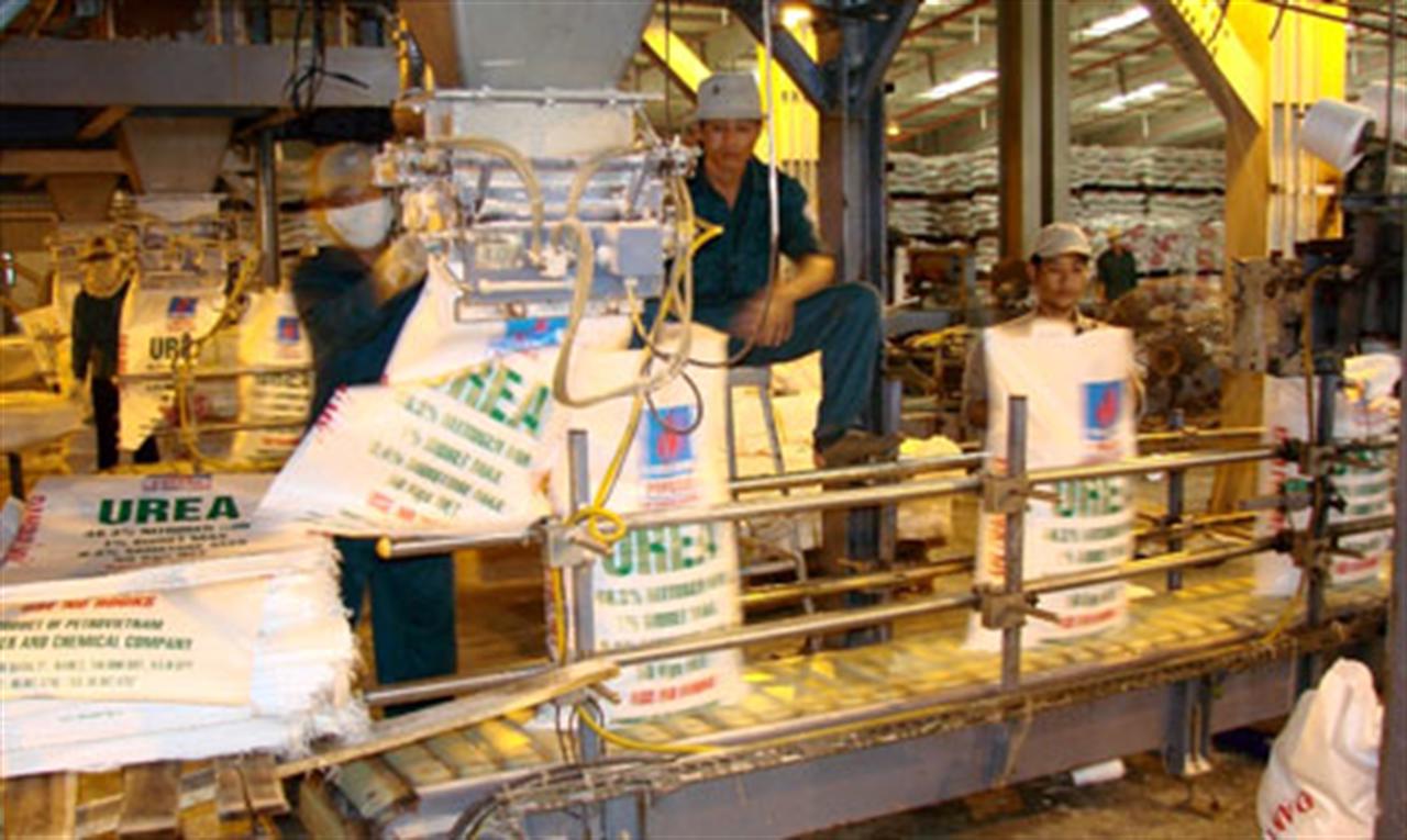 Phân bón kém chất lượng: Sẽ siết chặt các “gọng kìm” để hạn chế tối đa