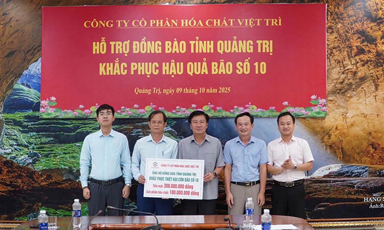 HÓA CHẤT VIỆT TRÌ CHUNG TAY HỖ TRỢ ĐỒNG BÀO VÙNG BÃO LŨ